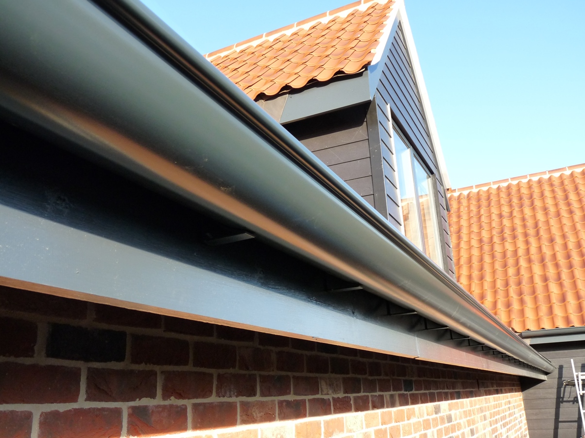 Half-round Seamless Guttering